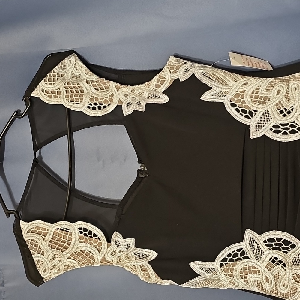 VENUS Black and White Sheath Dress Pleated Spaghetti Strap